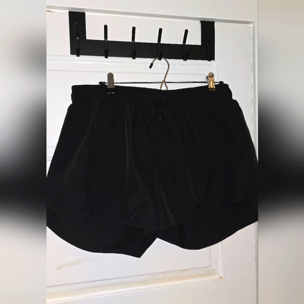 Old Navy Black Athletic Shorts With Lining And Pockets